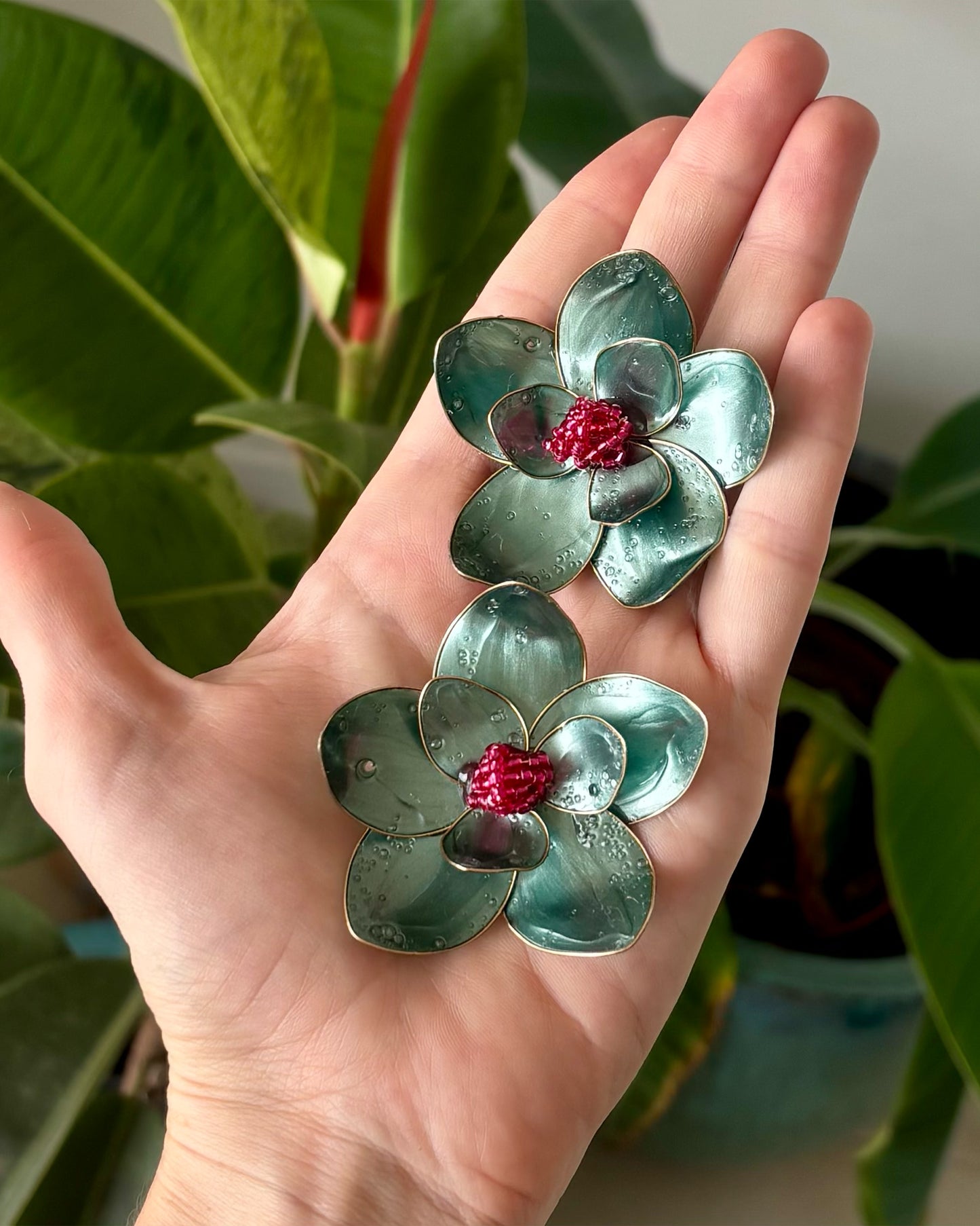 Maxi Flor Verde Petróleo y Fucsia