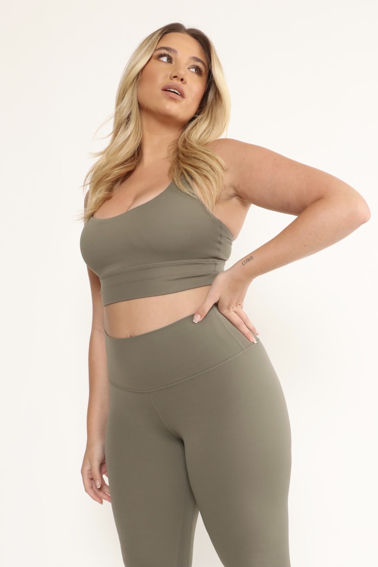 CHARM Top Olive Green