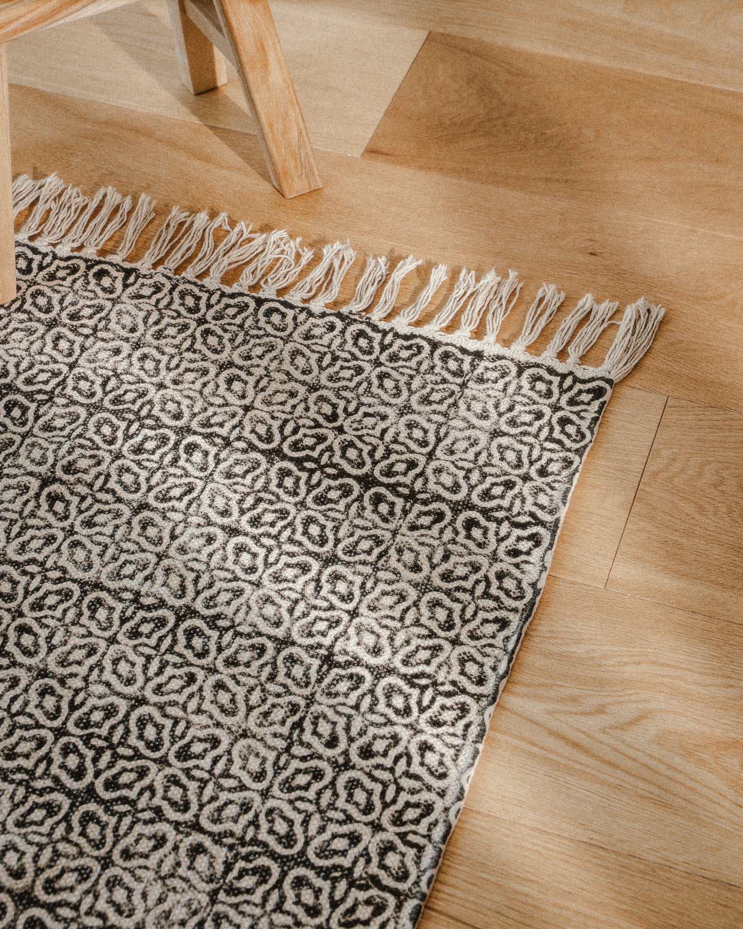 especie humana block print rugs