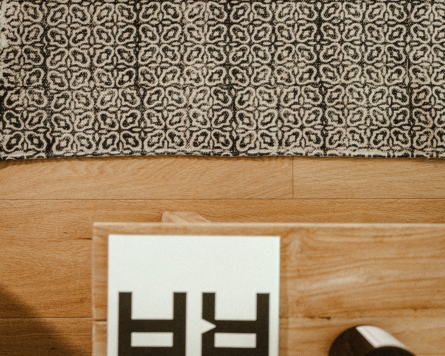 especie humana block print rugs