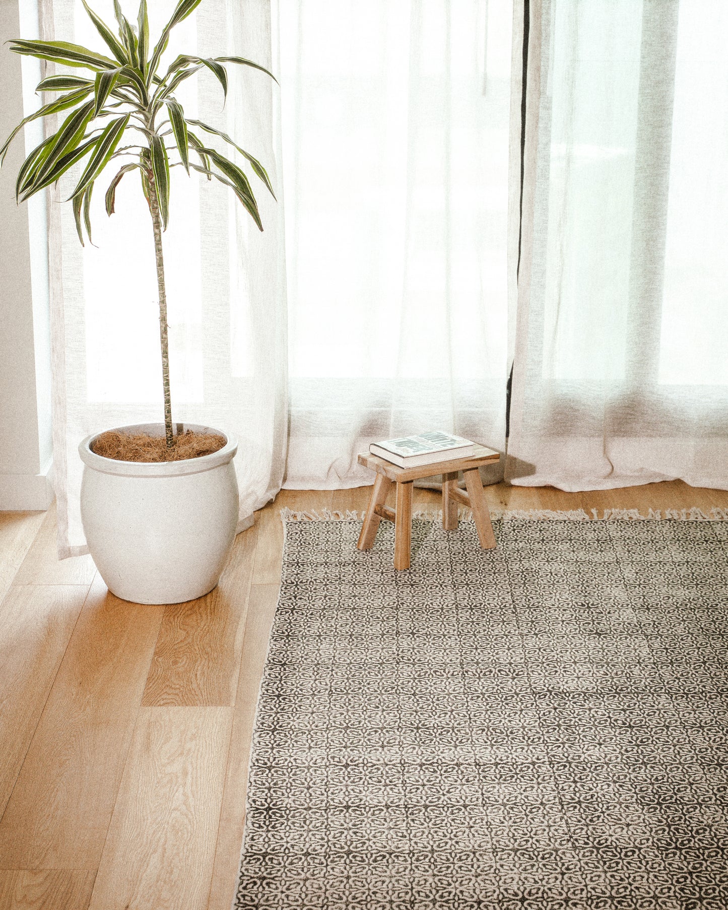 especie humana block print rugs