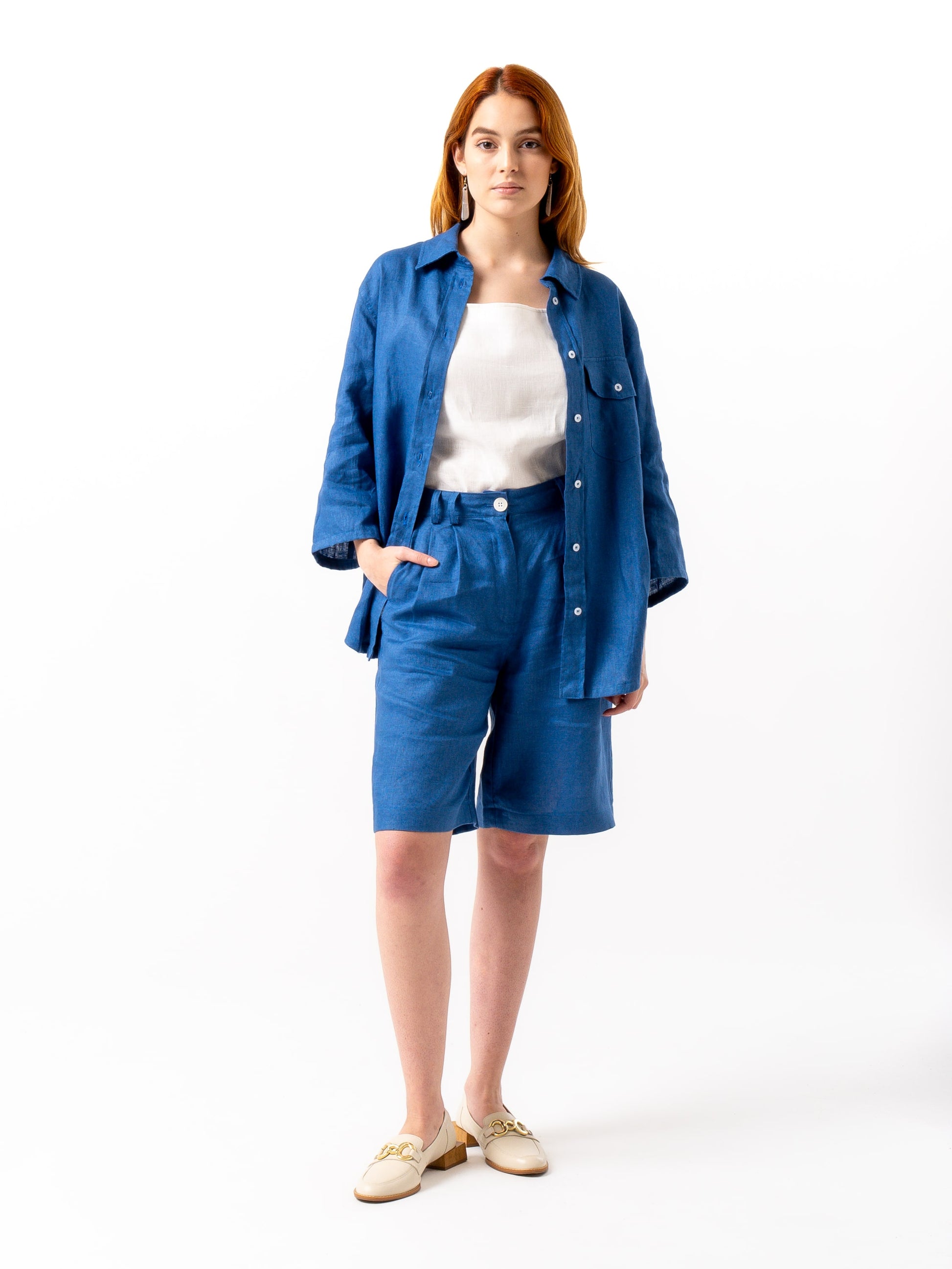 Blue set of blue linen bermuda and shirt